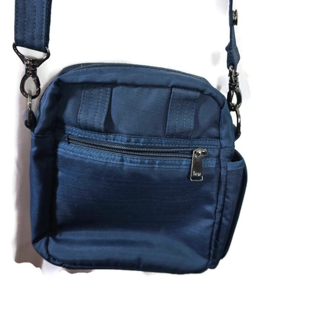 Lug Happer Navy Blue Quilted Crossbody Purse Bag - Picture 7 of 9